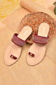 Buy online Women's Solea Beige Ethnic Sandals(chappal) from heels for Women  by Paragon for ₹379 at 5% off | 2023 Limeroad.com